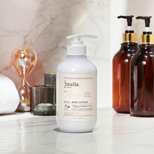 Jmella Парфюмированный лосьон для тела In France Blooming Peony Body Lotion 500 мл — изображение 3